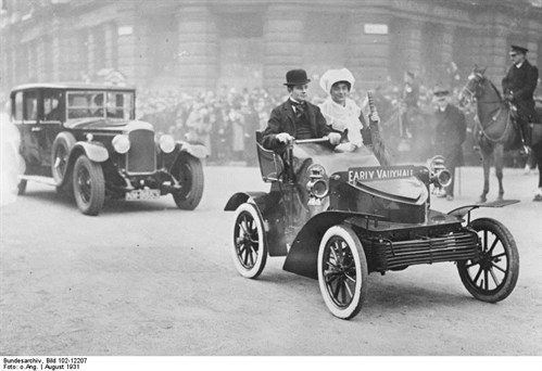 Bundesarchiv _Bild _102-12207,_London ,_Autos _im _Straßenbild